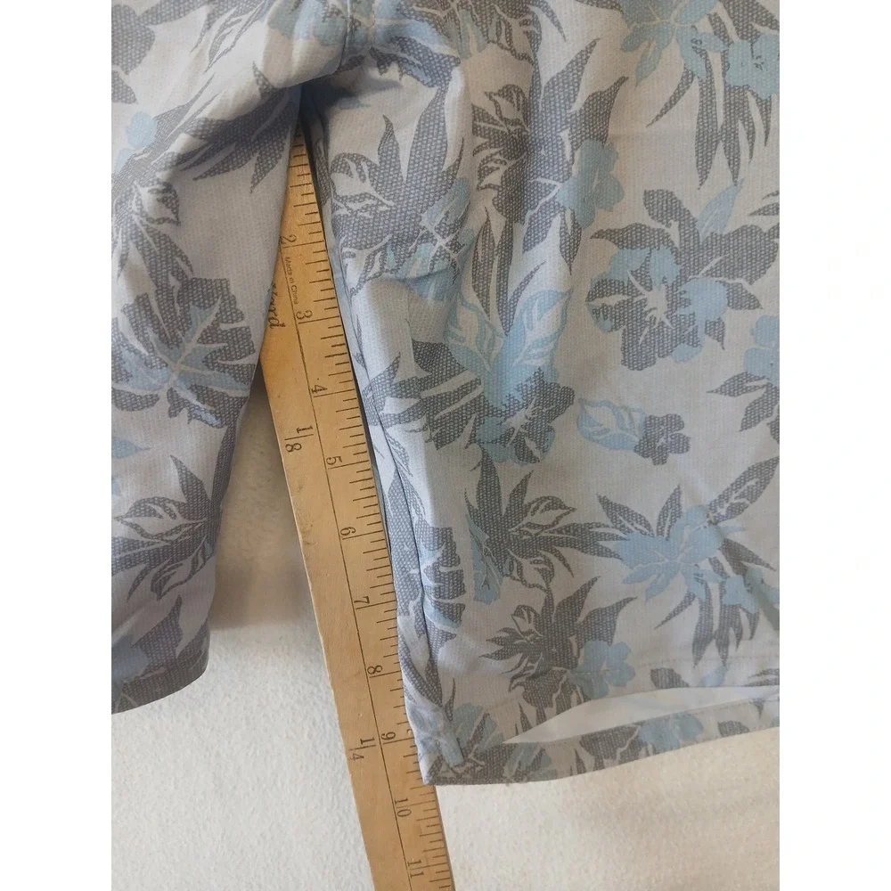 Travis Mathew NWOT board shorts floral blue size 40 swim resort pool